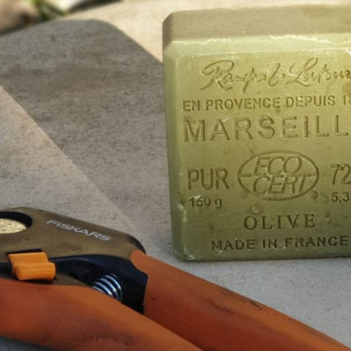 Savon de Marseille pour l'entretien de vos outils de maison ou de jardin