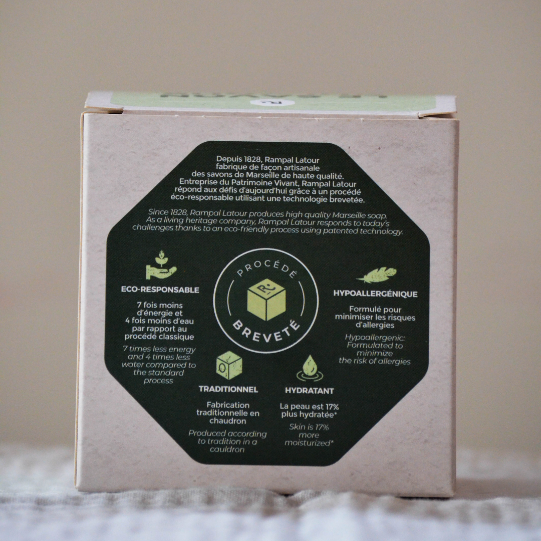 Savon de Marseille cube 600g, blanc en étui