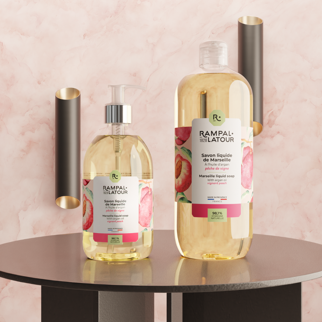 Set of Marseille liquid soap with peach scent + refill