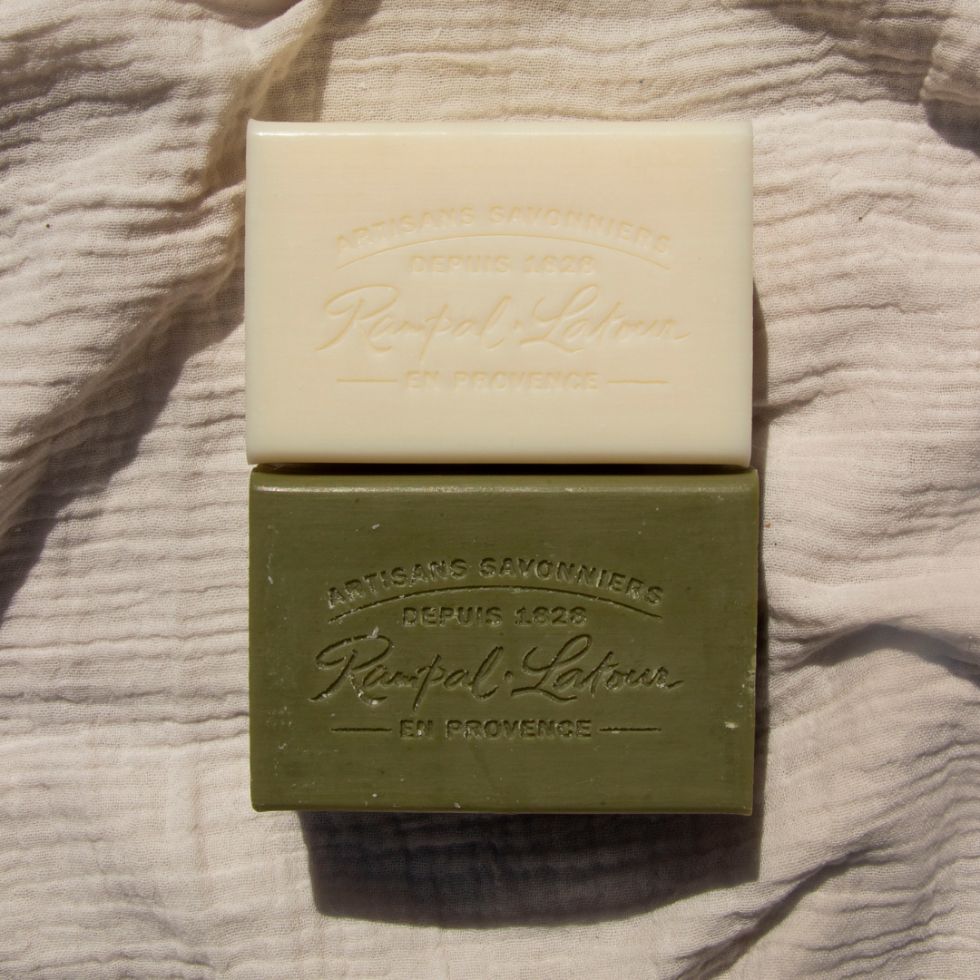 Lot de savons de Marseille Vert et Blanc 300g