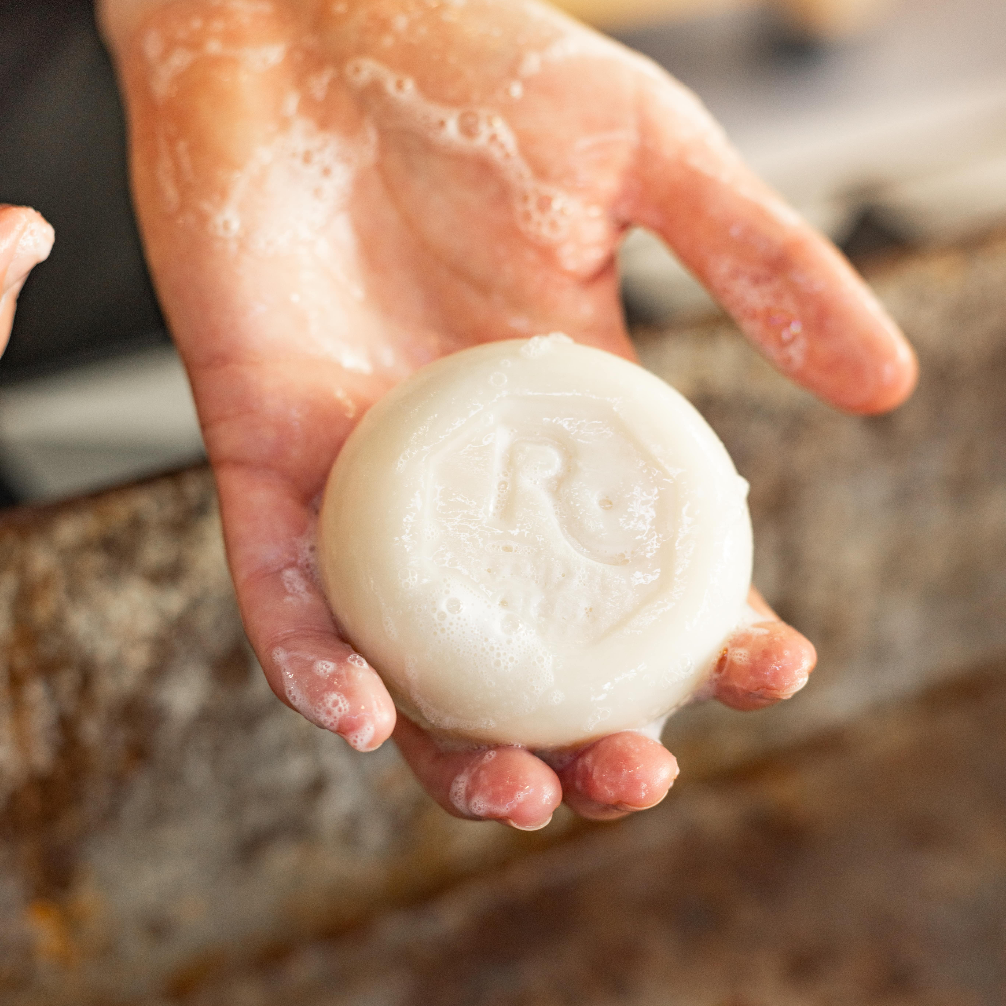 Extra Gentle Moisturizing Marseille Soap for the Body 100g