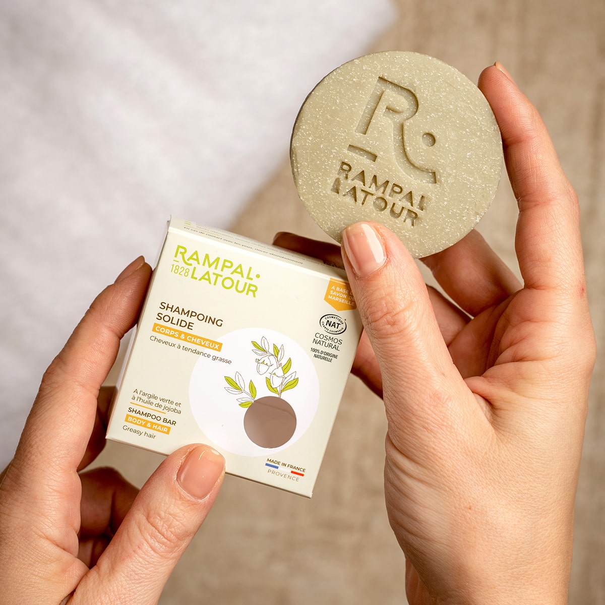 Solid shampoo for oily hair Green tea 80g - Cosmos Natural